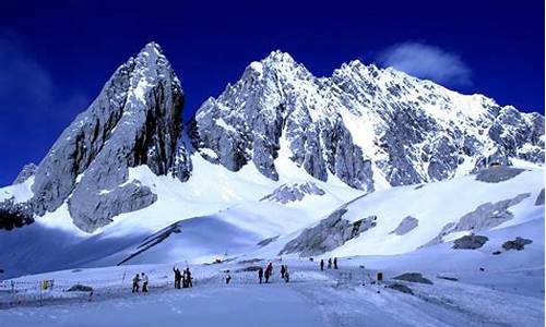 玉龙雪山旅游攻略跟团_玉龙雪山旅行攻略