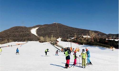 北京附近的滑雪场_北京附近的滑雪场哪个好